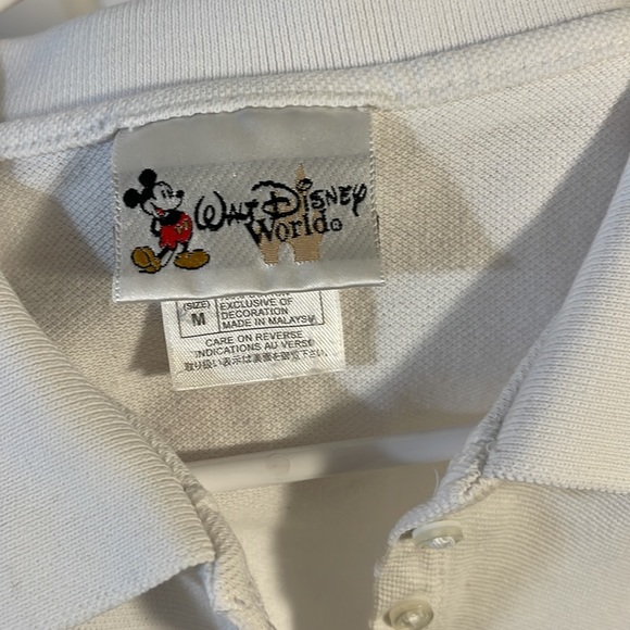 VINTAGE WALT DISNEY WORLD W/ BLUE MICKEY POLO SIZE MEDIUM - Picture 5 of 5